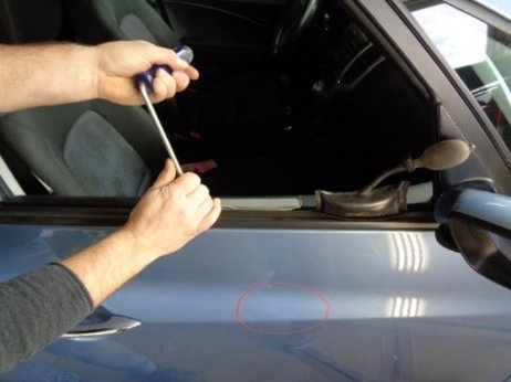 Hagelschaden reparieren in der KFZ Werkstätte Hagelschaden reparieren